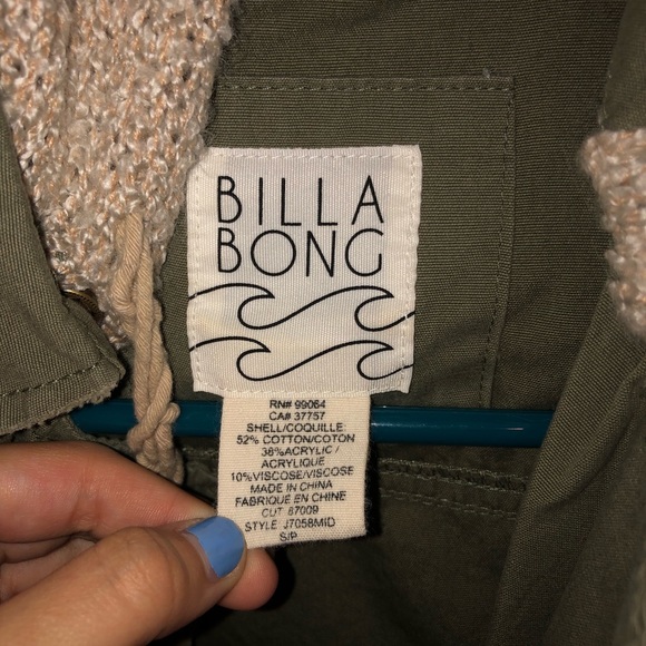 Women’s Billabong jacket - Picture 2 of 2